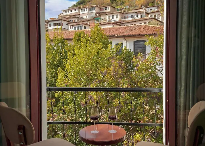 Villa Mishel