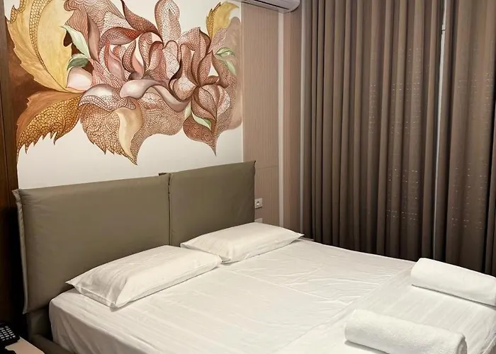 Hotel Leo